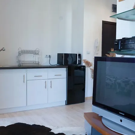 Snow Pearl & Free Apartament *