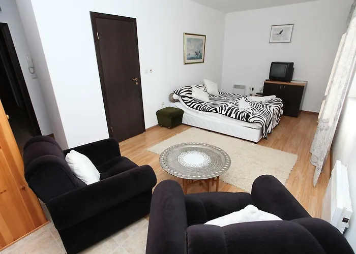 Snow Pearl & Free * Banszko