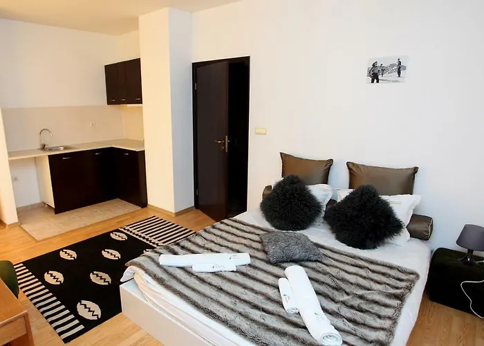 Snow Pearl & Free Apartment